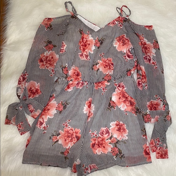 bailey blue Other - Romper